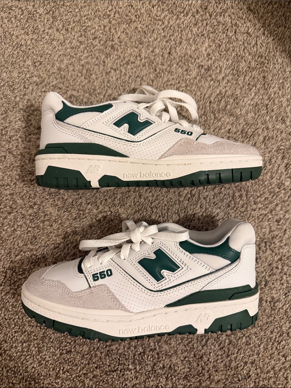 New Balance 550